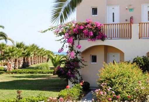 фото отеля Delfina Beach Resort Georgioupoli