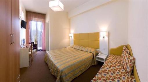 фото отеля Hotel St. Moritz Bellaria-Igea Marina