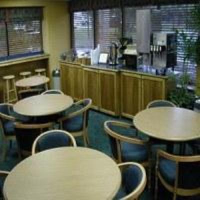 фото отеля Days Inn & Suites Davenport