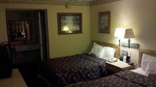 фото отеля Days Inn & Suites Davenport