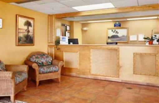 фото отеля Days Inn & Suites Davenport