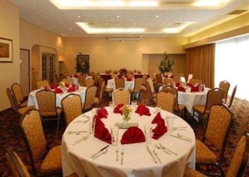 фото отеля Quality Inn Valley Suites