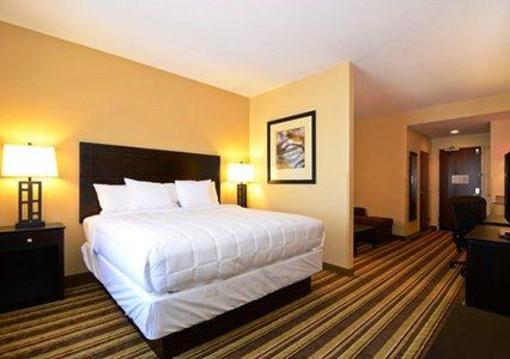 фото отеля Comfort Inn And Suites Oak Grove