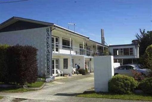 фото отеля Te Anau Lakefront Backpackers