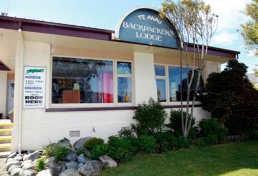 фото отеля Te Anau Lakefront Backpackers