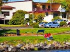 фото отеля Te Anau Lakefront Backpackers