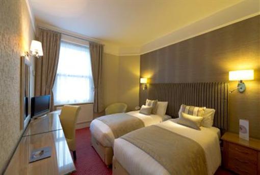 фото отеля The Royal & Fortescue Hotel Barnstaple