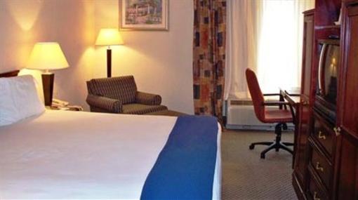 фото отеля AmericInn Wichita South
