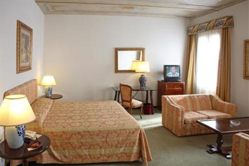фото отеля Hotel Villa Montanarini