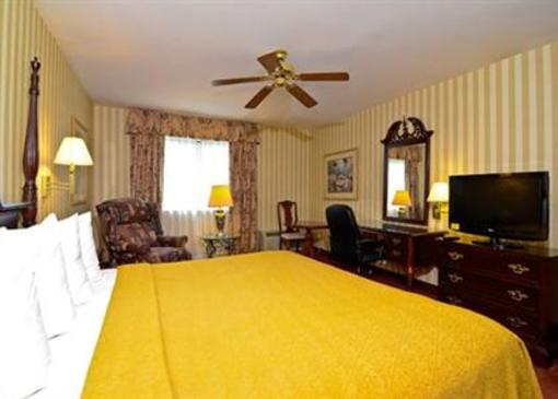 фото отеля Quality Inn & Suites University Airport