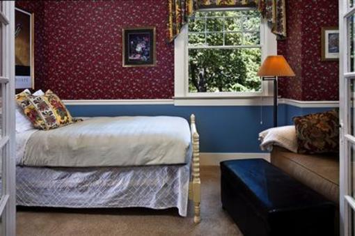 фото отеля Touvelle House Bed & Breakfast