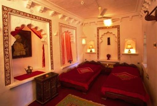 фото отеля Deogarh Mahal