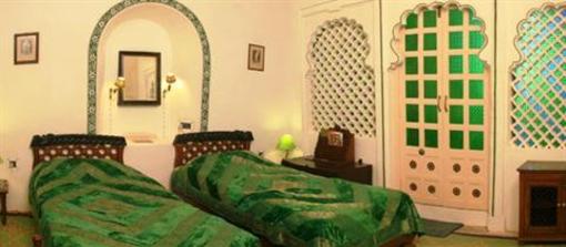 фото отеля Deogarh Mahal
