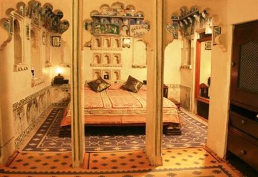 фото отеля Deogarh Mahal