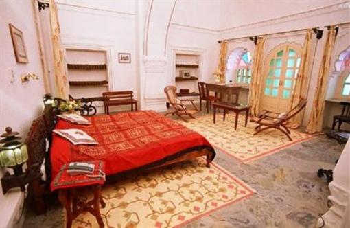 фото отеля Deogarh Mahal