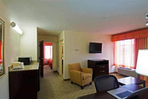 фото отеля BEST WESTERN PLUS Cecil Field Inn & Suites