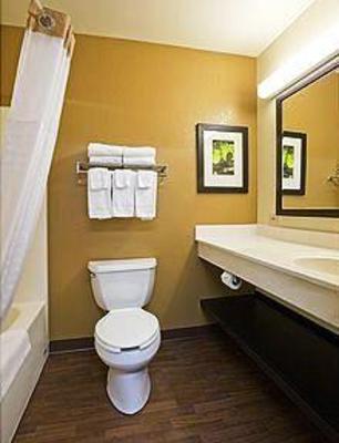 фото отеля Extended Stay America Hotel Airport Newport Beach