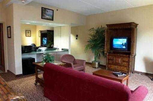 фото отеля Hampton Inn Wooster