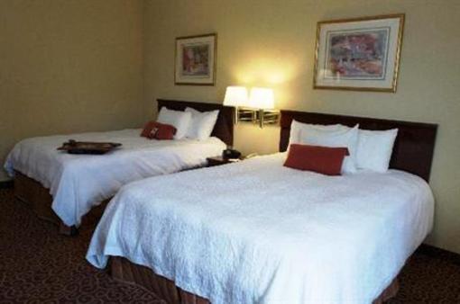 фото отеля Hampton Inn Wooster