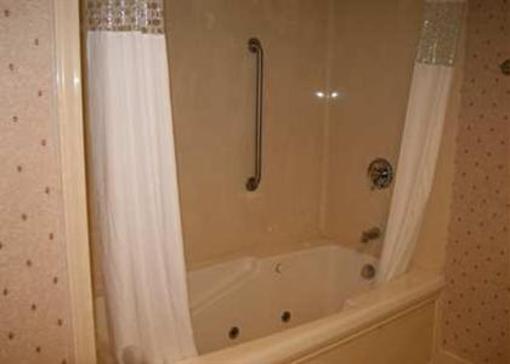 фото отеля Hampton Inn Wooster