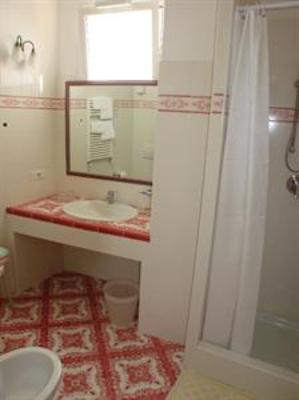 фото отеля Hotel Semiramis