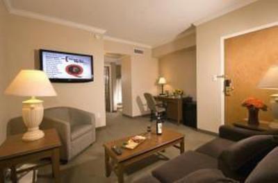 фото отеля BEST WESTERN PLUS Lamplighter Inn and Conference Centre
