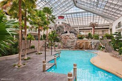 фото отеля BEST WESTERN PLUS Lamplighter Inn and Conference Centre
