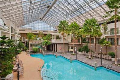 фото отеля BEST WESTERN PLUS Lamplighter Inn and Conference Centre