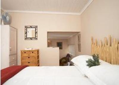 фото отеля Loddeys Guest House Cape Town