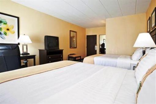 фото отеля Holiday Inn Columbus N - I-270 Worthington