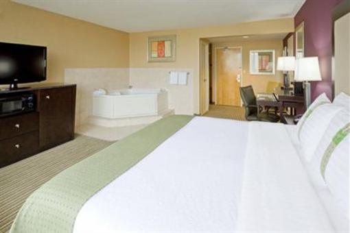 фото отеля Holiday Inn Hotel & Suites Parsippany Fairfield