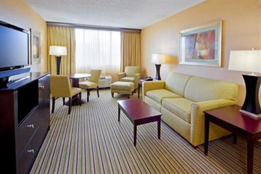 фото отеля Holiday Inn Hotel & Suites Parsippany Fairfield