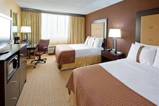 фото отеля Holiday Inn Hotel & Suites Parsippany Fairfield