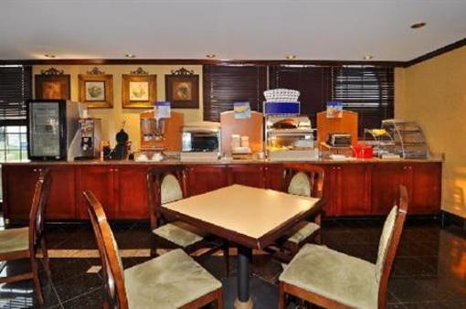 фото отеля Best Western South Hill Inn La Crosse