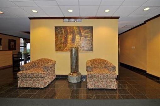 фото отеля Best Western South Hill Inn La Crosse