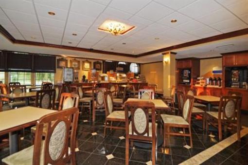 фото отеля Best Western South Hill Inn La Crosse