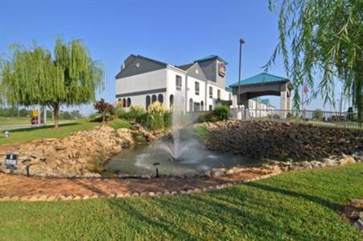 фото отеля Best Western South Hill Inn La Crosse