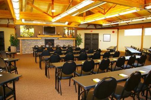 фото отеля Super 8 Motel Kenora