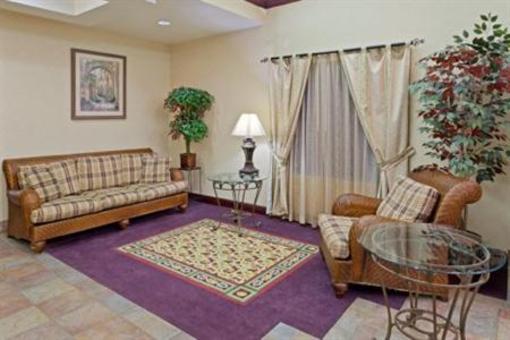 фото отеля Holiday Inn Express Hotel & Suites Christiansburg