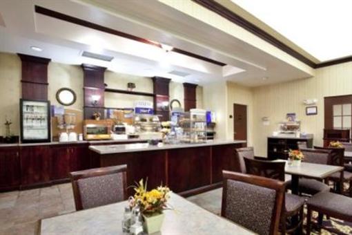 фото отеля Holiday Inn Express Hotel & Suites Christiansburg