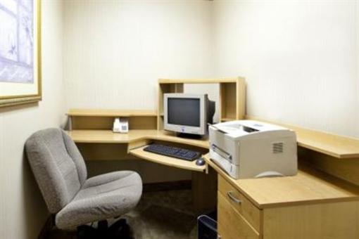 фото отеля Holiday Inn Express Hotel & Suites Christiansburg