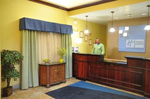фото отеля Holiday Inn Express Hotel & Suites Christiansburg