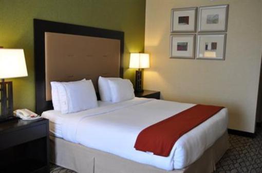фото отеля Holiday Inn Express Hotel & Suites Christiansburg