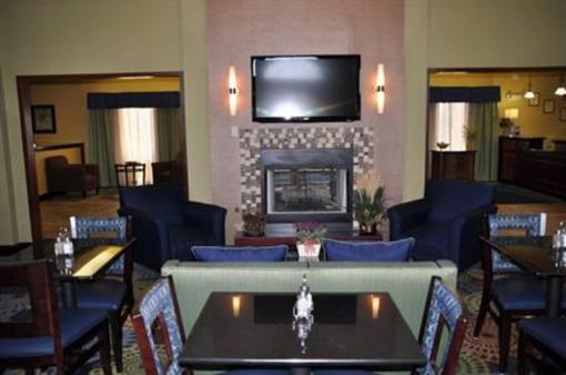фото отеля Holiday Inn Express Hotel & Suites Christiansburg
