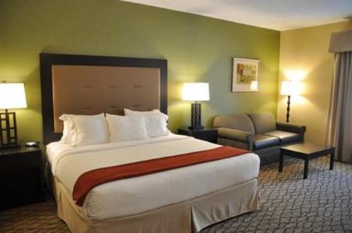 фото отеля Holiday Inn Express Hotel & Suites Christiansburg