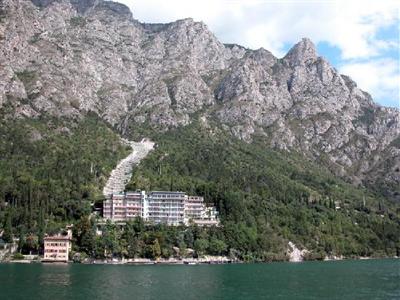 фото отеля Hotel Panorama Limone sul Garda