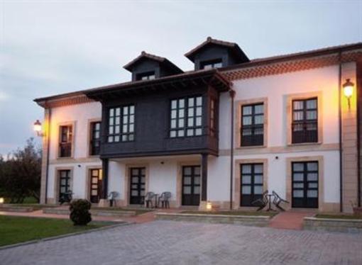 фото отеля Apartamentos Rurales La Casona de la Roza Villaviciosa