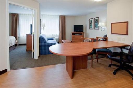 фото отеля Candlewood Suites Colonial Heights