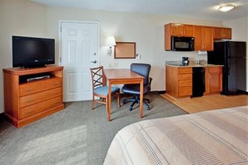 фото отеля Candlewood Suites Colonial Heights