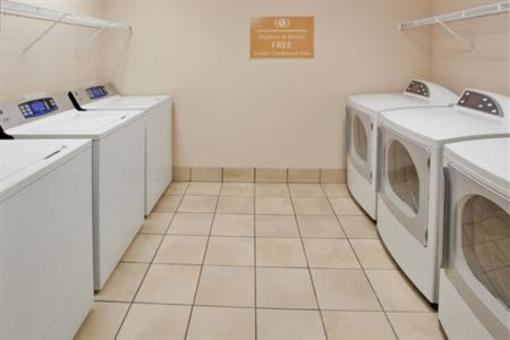 фото отеля Candlewood Suites Colonial Heights